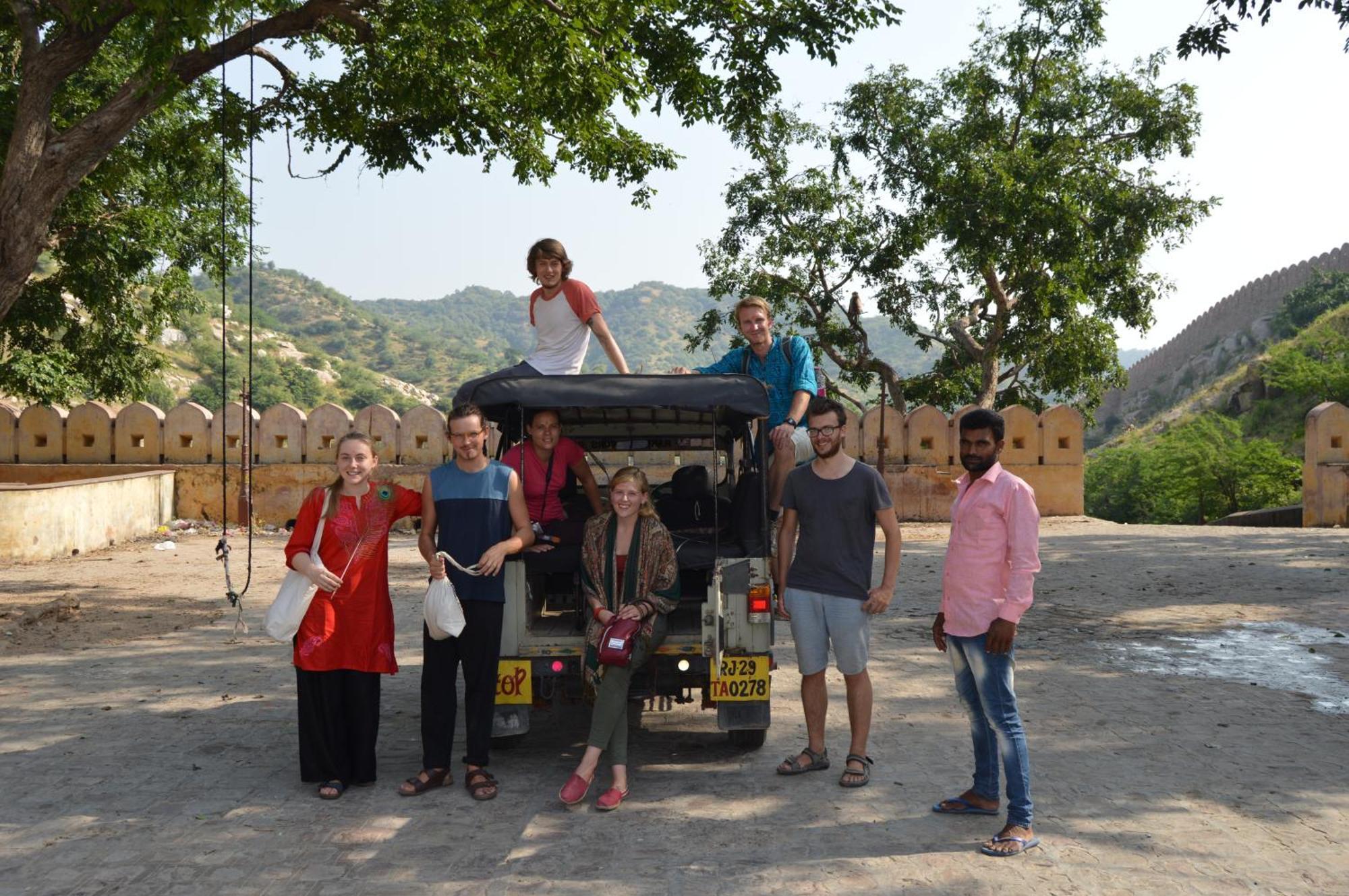 Chillout - A Boutique Hotel & Rooftop Restaurant Jaipur Ngoại thất bức ảnh