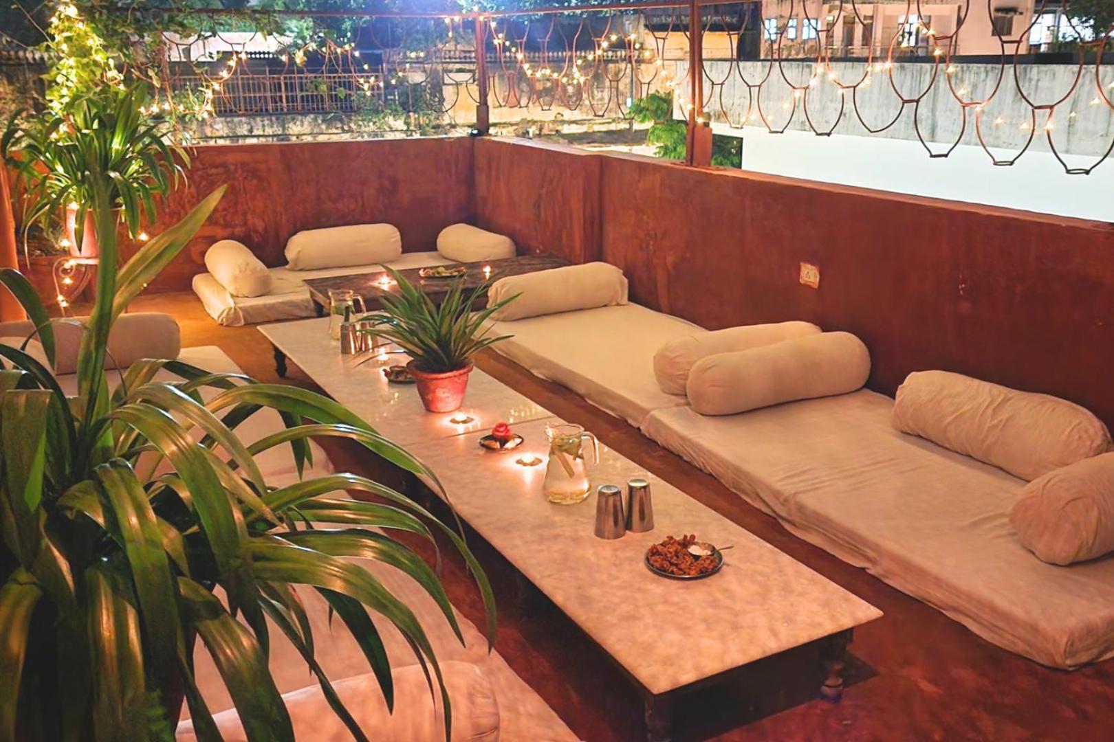 Chillout - A Boutique Hotel & Rooftop Restaurant Jaipur Ngoại thất bức ảnh